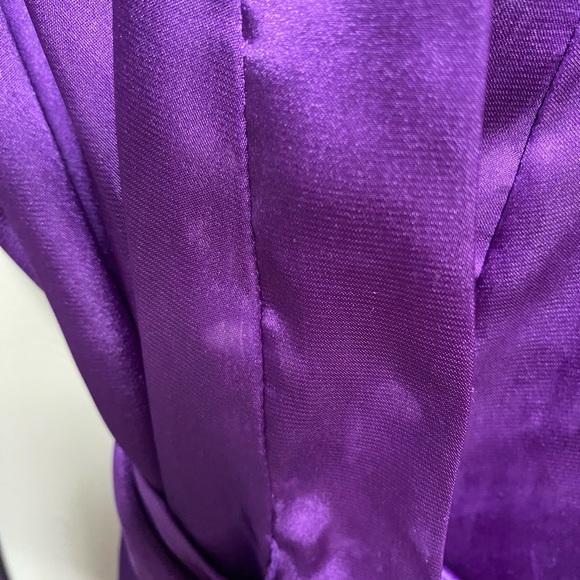 Purple robe size small medium bridal robe bridal shower bachelorette - Picture 4 of 11